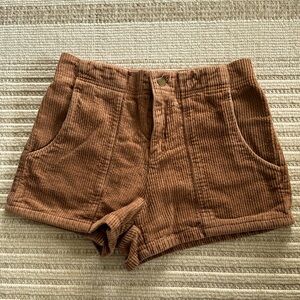 Corduroy vintage shorts 🩳